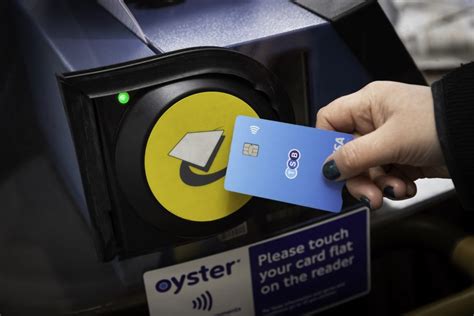 contactless card on london bus|London transport contactless card.